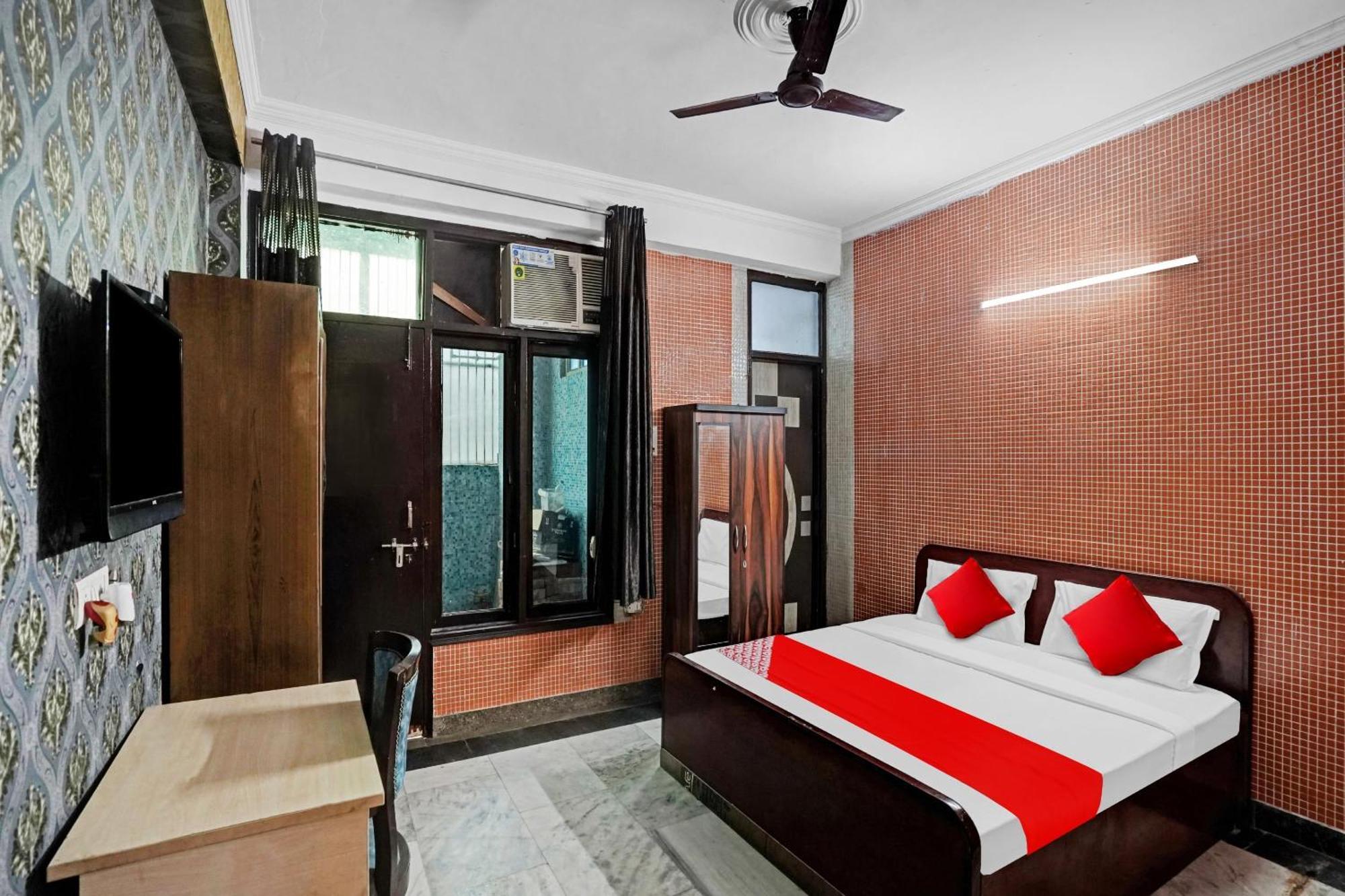 Hotel O Park View Noida Exteriér fotografie